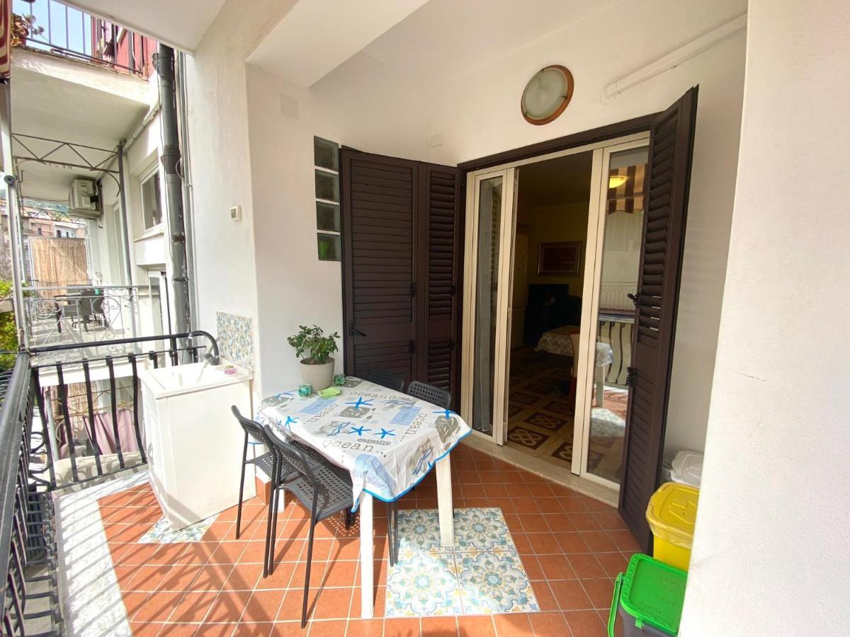 Casa Vacanze Rosy Giardini Naxos Exteriér fotografie