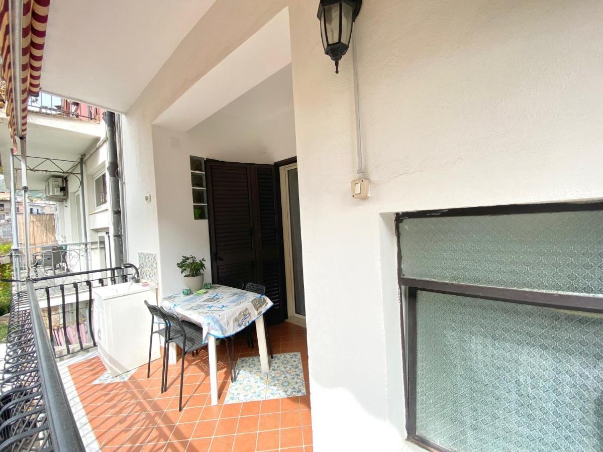 Casa Vacanze Rosy Giardini Naxos Exteriér fotografie